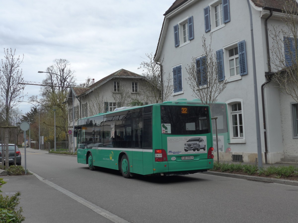 (159'704) - MAB Basel - Nr. 31/BS 2151 - MAN am 11. April 2015 beim Bahnhof Riehen