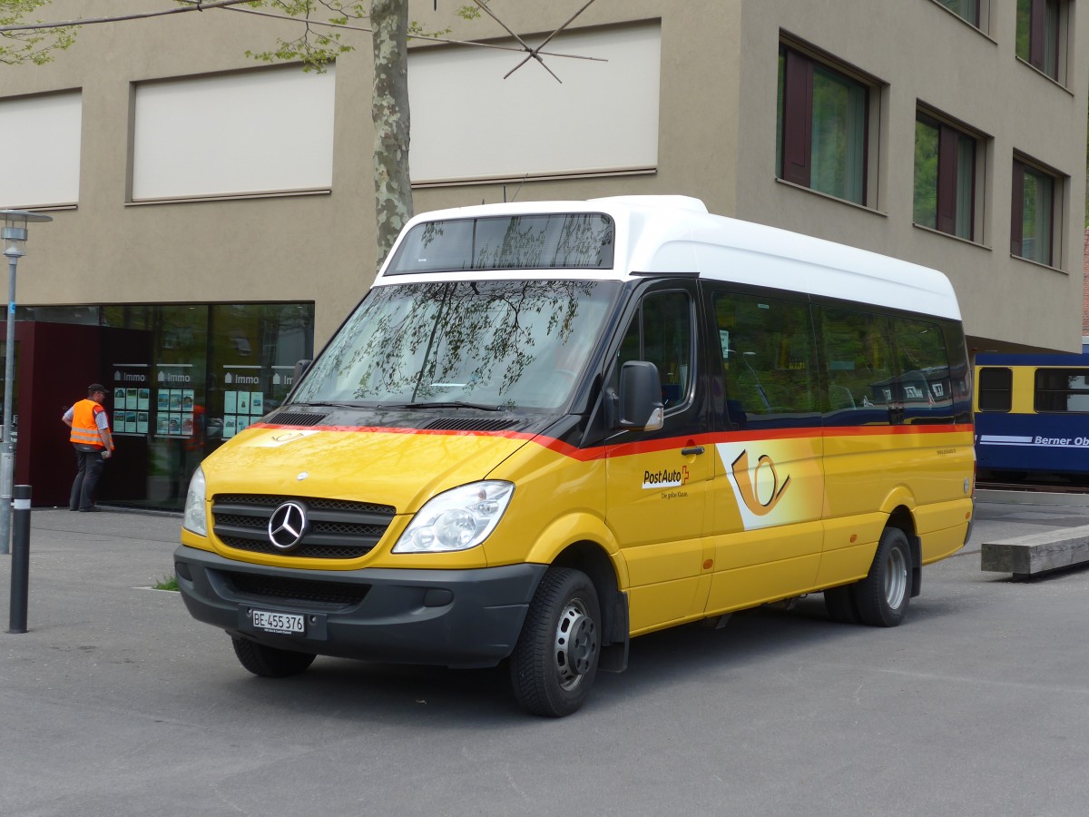 (160'036) - PostAuto Bern - BE 455'376 - Mercedes (ex Steiner, Messen) am 26. April 2015 beim Bahnhof Interlaken Ost