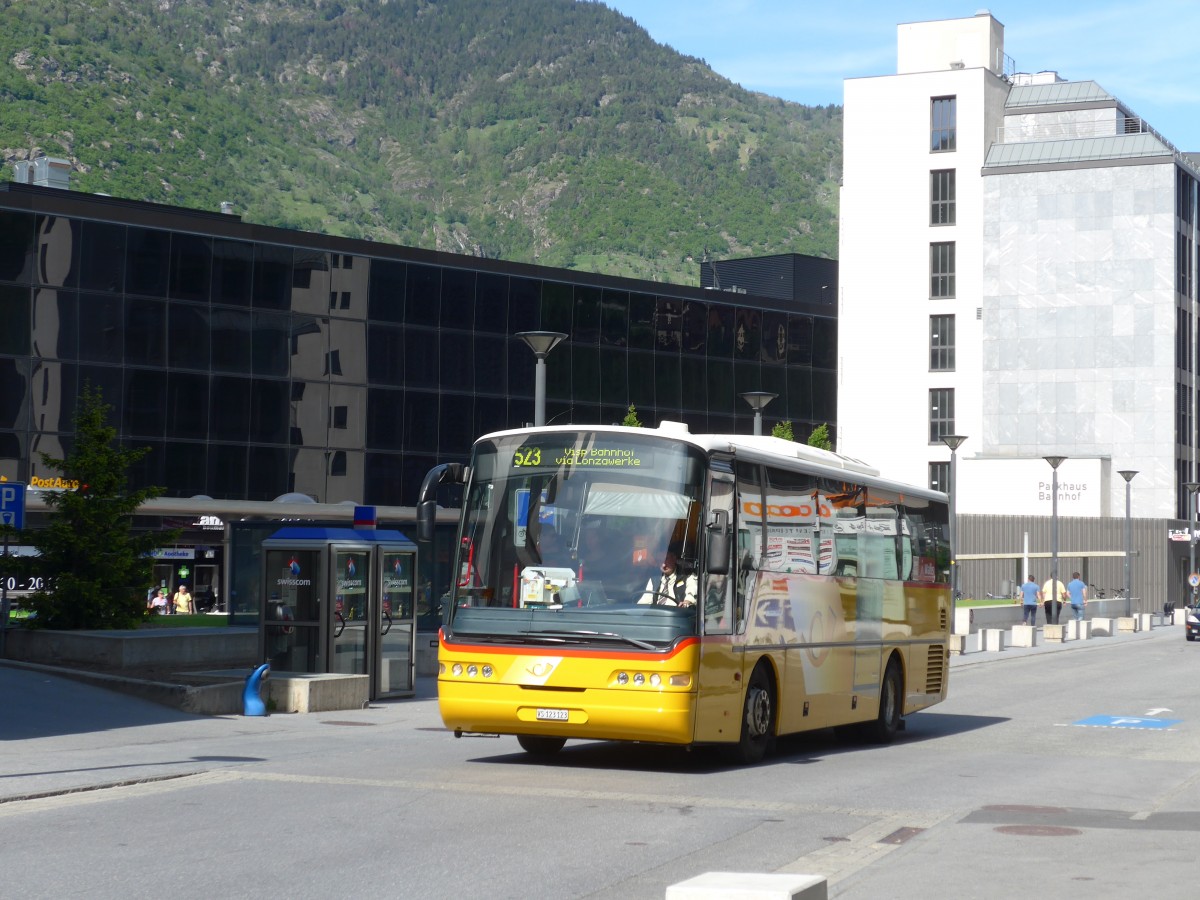 (160'462) - BUS-trans, Visp - VS 123'123 - Neoplan (ex Zimmermann, Visperterminen) am 10. Mai 2015 in Visp, Post