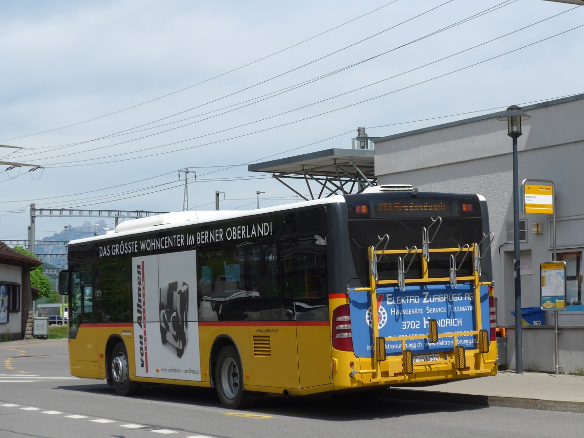 (160'499) - PostAuto Bern - BE 653'382 - Mercedes am 14. Mai 2015 beim Bahnhof Frutigen