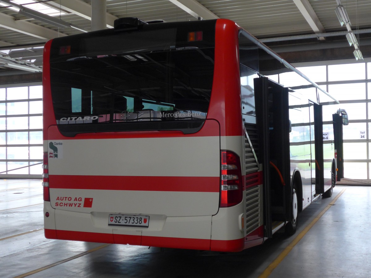 (160'695) - AAGS Schwyz - Nr. 38/SZ 57'338 - Mercedes am 22. Mai 2015 in Ibach, Busdepot