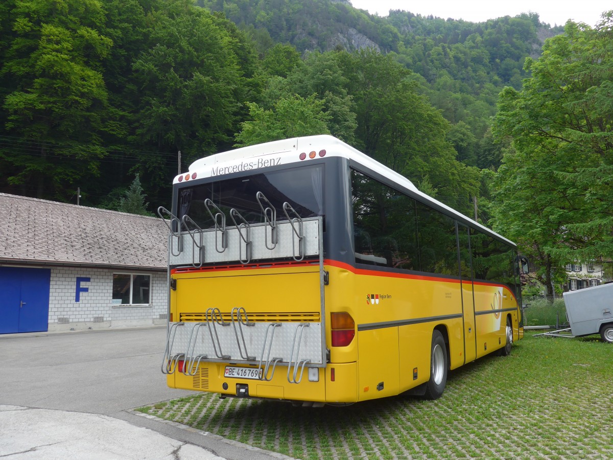 (160'987) - AVG Meiringen - Nr. 69/BE 416'769 - Mercedes am 25. Mai 2015 in Meiringen, Garage