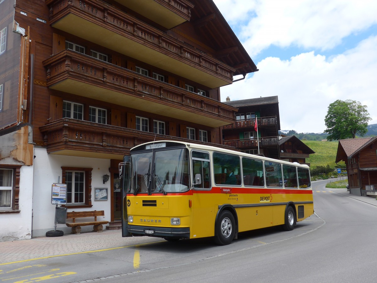 (161'017) - AVG Meiringen - Nr. 74/BE 607'481 - Saurer/R&J (ex PostAuto Berner Oberland; ex P 24'357) am 25. Mai 2015 in Grindelwald, Kirche