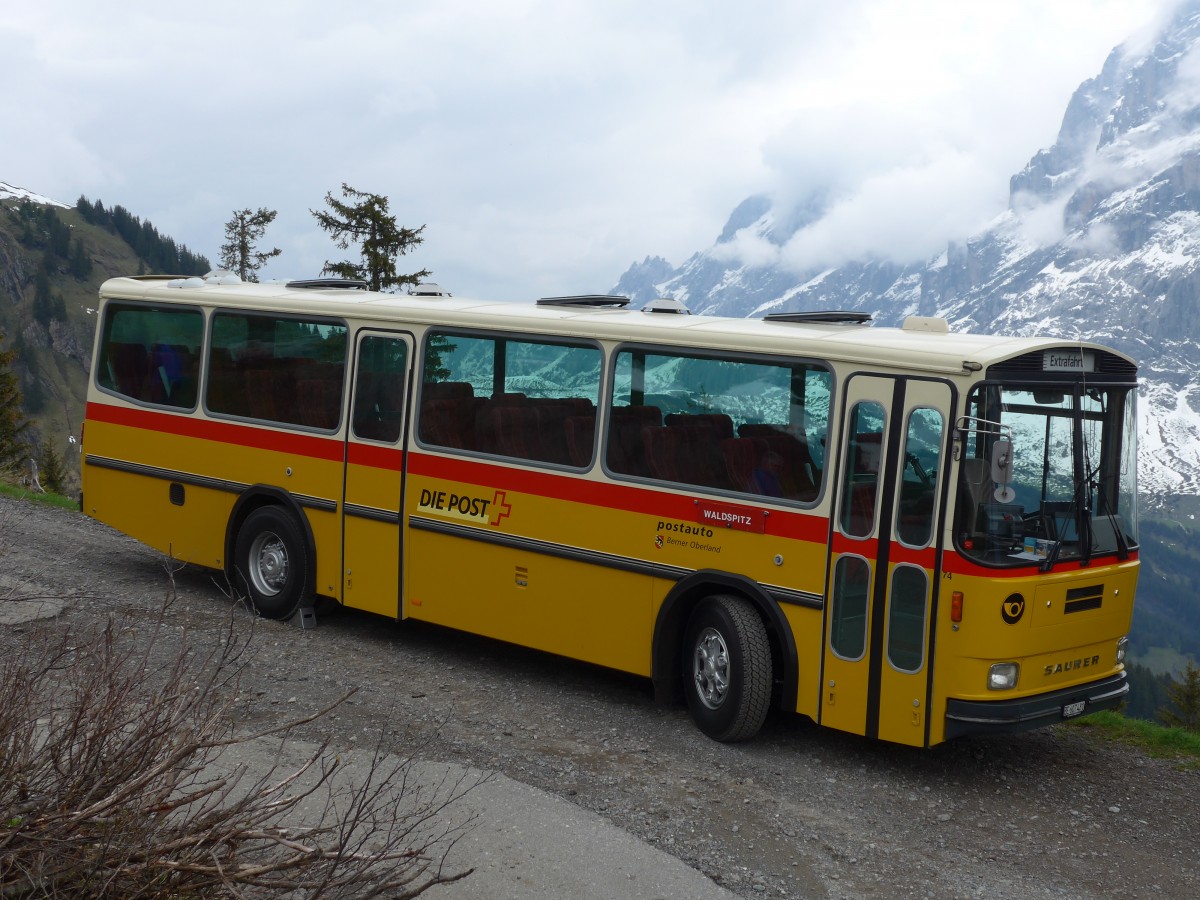 (161'038) - AVG Meiringen - Nr. 74/BE 607'481 - Saurer/R&J (ex PostAuto Berner Oberland; ex P 24'357) am 25. Mai 2015 in Grindelwald, Waldspitz