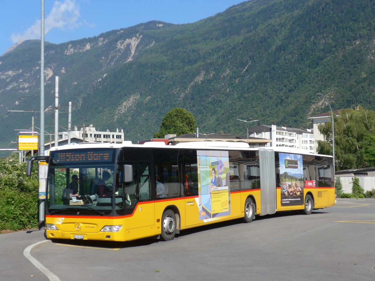 (161'226) - Buchard, Leytron - VS 104'345 - Mercedes am 27. Mai 2015 beim Bahnhof Martigny