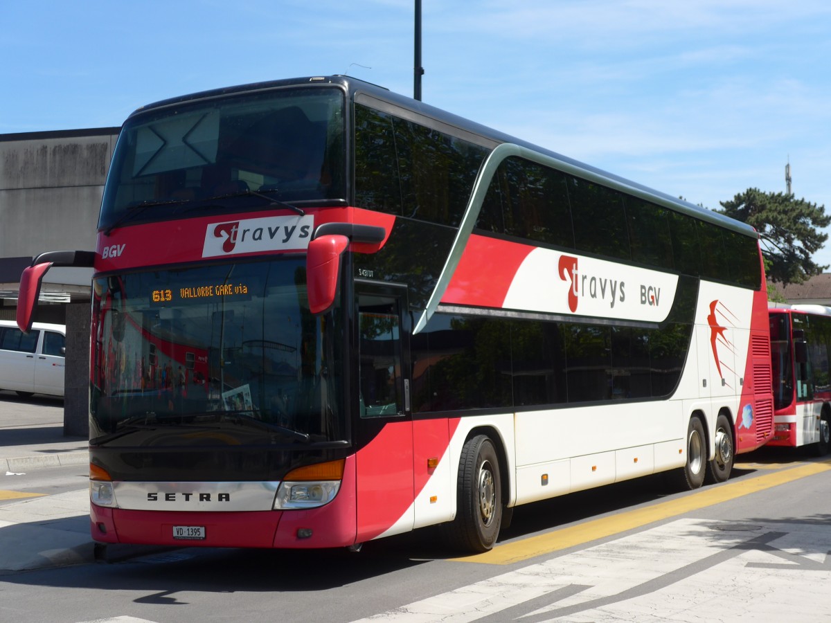 (161'323) - TRAVYS Yverdon - VD 1395 - Setra am 28. Mai 2015 beim Bahnhof Yverdon