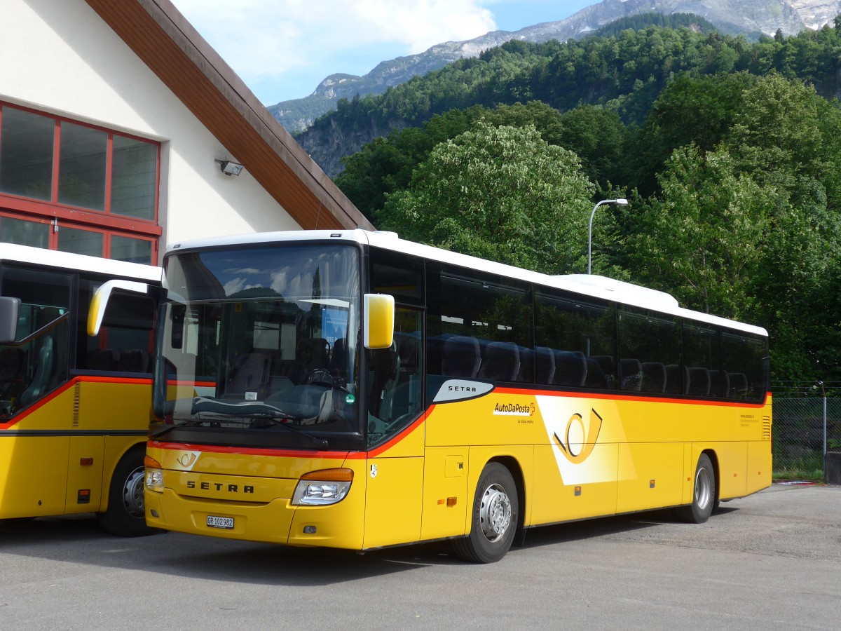 (162'045) - Bundi, Disentis - GR 102'982 - Setra am 13. Juni 2015 in Meiringen, Balm