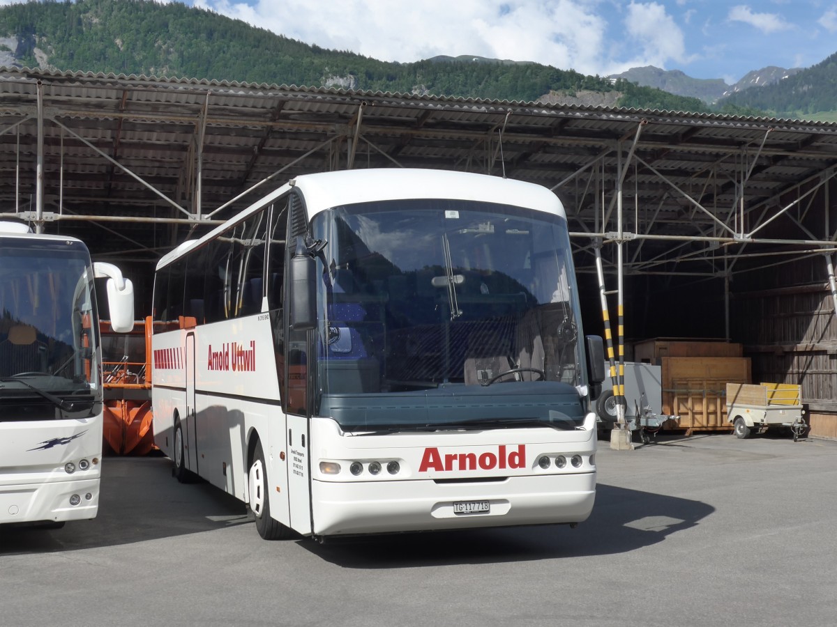 (162'052) - Arnold, Uttwil - TG 117'718 - Neoplan am 13. Juni 2015 in Meiringen, Balm