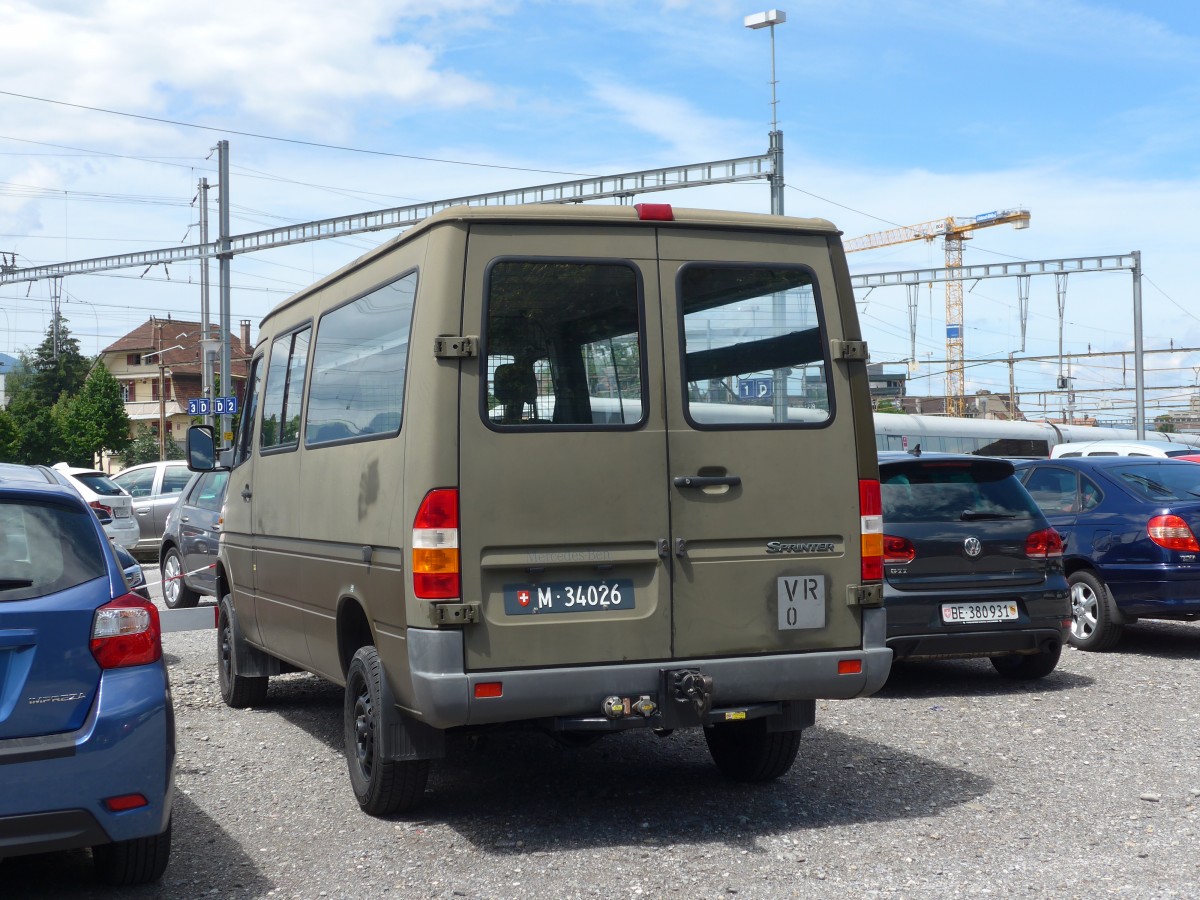 (162'191) - Schweizer Armee - M+34'026 - Mercedes am 19. Juni 2015 in Thun, Rosenau