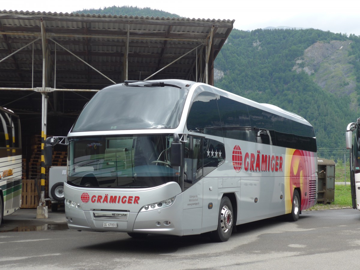 (162'363) - Grmiger, Btschwil - SG 67'051 - Neoplan am 20. Juni 2015 in Meiringen, Balm