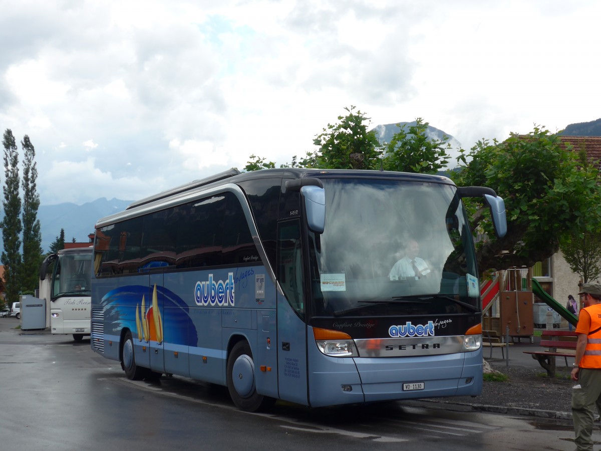 (162'415) - Aubert, Le Sentier - VD 1130 - Setra am 20. Juni 2015 beim Bahnhof Meiringen