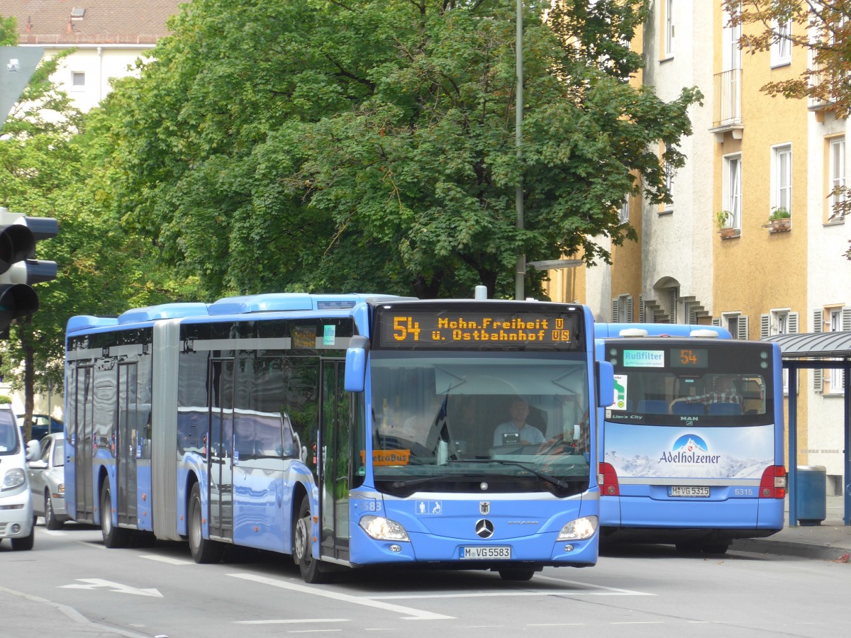 (162'788) - MVG Mnchen - Nr. 5583/M-VG 5583 - Mercedes am 28. Juni 2015 in Mnchen, Bahnhof Giesing