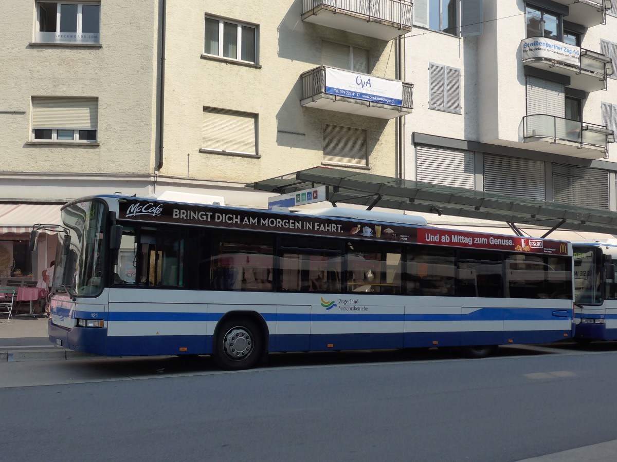 (163'016) - ZVB Zug - Nr. 121/ZG 3381 - Scania/Hess (ex Nr. 21) am 6. Juli 2015 beim Bahnhof Zug