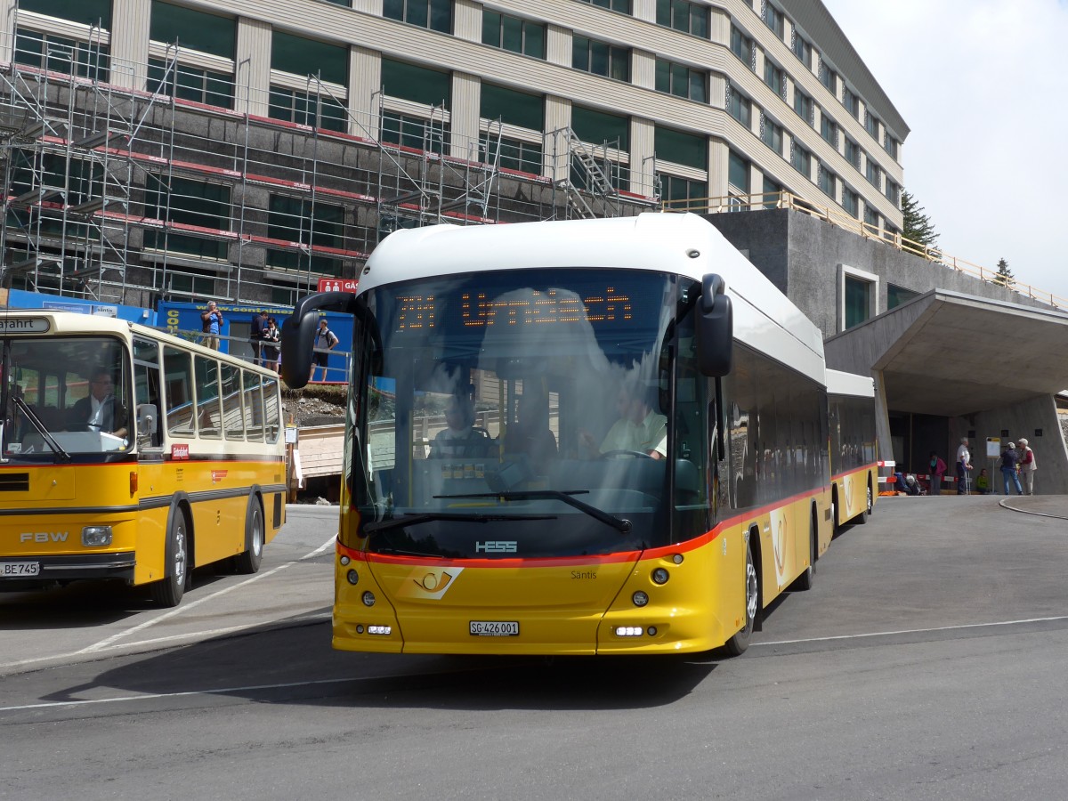 (163'239) - PostAuto Ostschweiz - SG 426'001 - Hess am 2. August 2015 in Schwgalp, Sntis-Schwebebahn