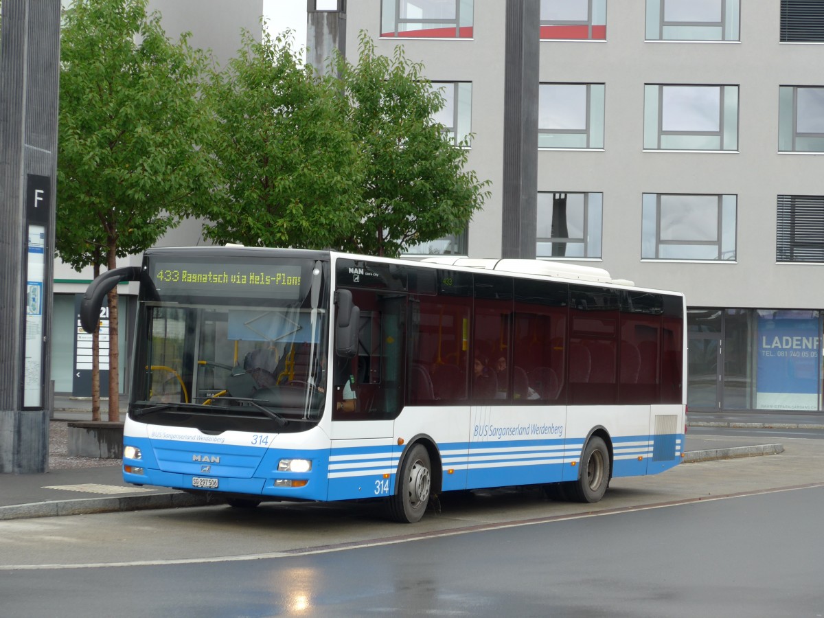 (163'485) - BSW Sargans - Nr. 314/SG 297'506 - MAN/Gppel am 16. August 2015 beim Bahnhof Sargans