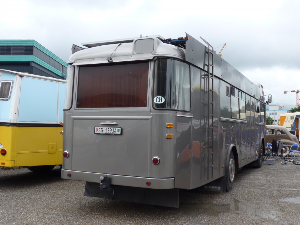 (163'555) - Aus der Schweiz: Schneider, Schmerikon - SG 13'934 - FBW/Tscher Hochlenker (ex Basler, Hofstetten; ex VBZ Zrich Nr. 244) am 16. August 2015 in Schaan, Wohnbustreffen