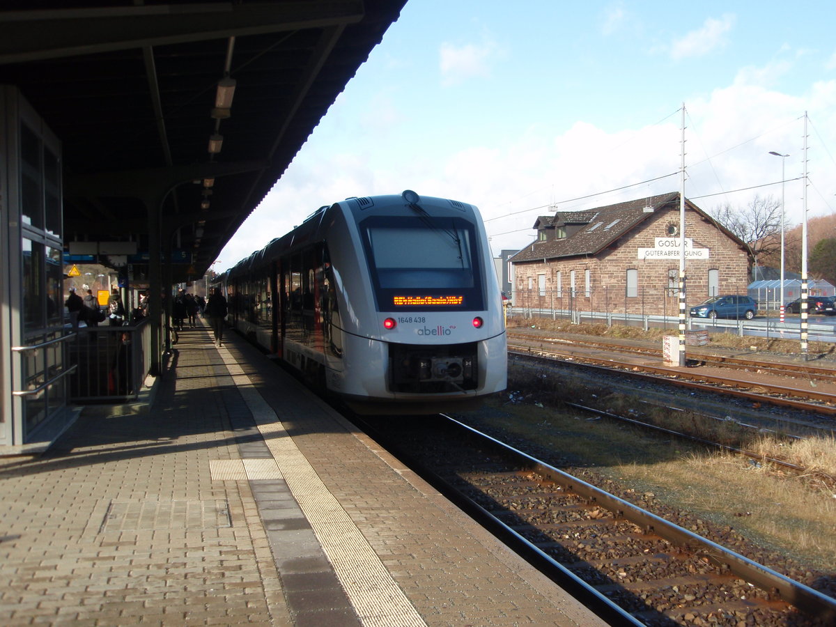 1648 438 der Abellio Rail Mitteldeutschland als RE 4 nach Halle (Saale) Hbf in Goslar. 09.02.2019
