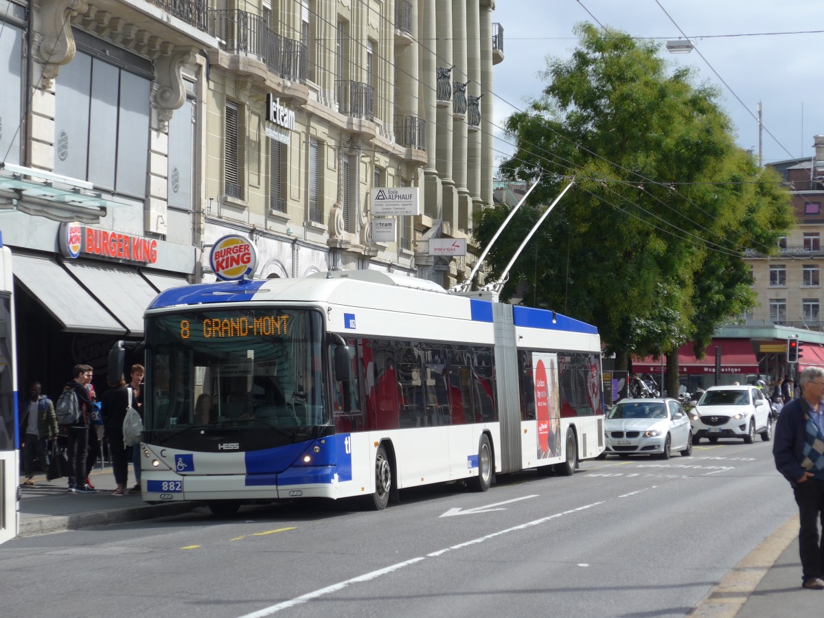 (165'134) - TL Lausanne - Nr. 882 - Hess/Hess Gelenktrolleybus am 18. September 2015 in Lausanne, Bel-Air