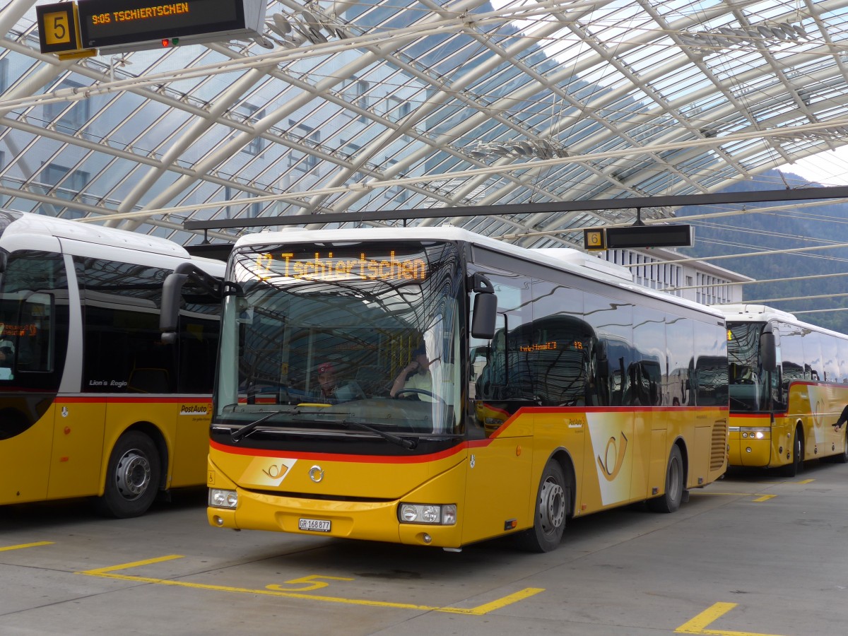 (165'196) - PostAuto Graubnden - GR 168'877 - Irisbus am 19. September 2015 in Chur, Postautostation