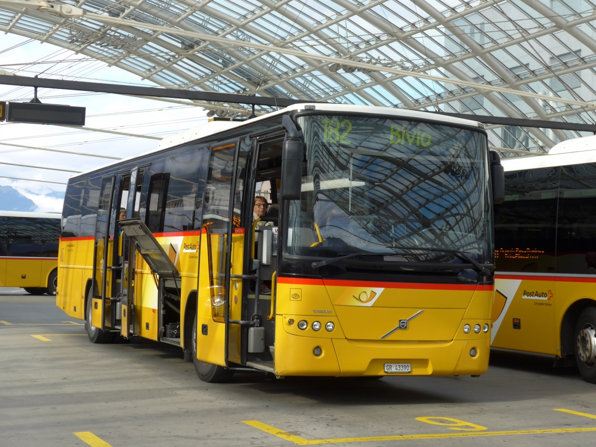 (165'232) - Demarmels, Salouf - GR 43'390 - Volvo (ex PostAuto Graubnden) am 19. September 2015 in Chur, Postautostation