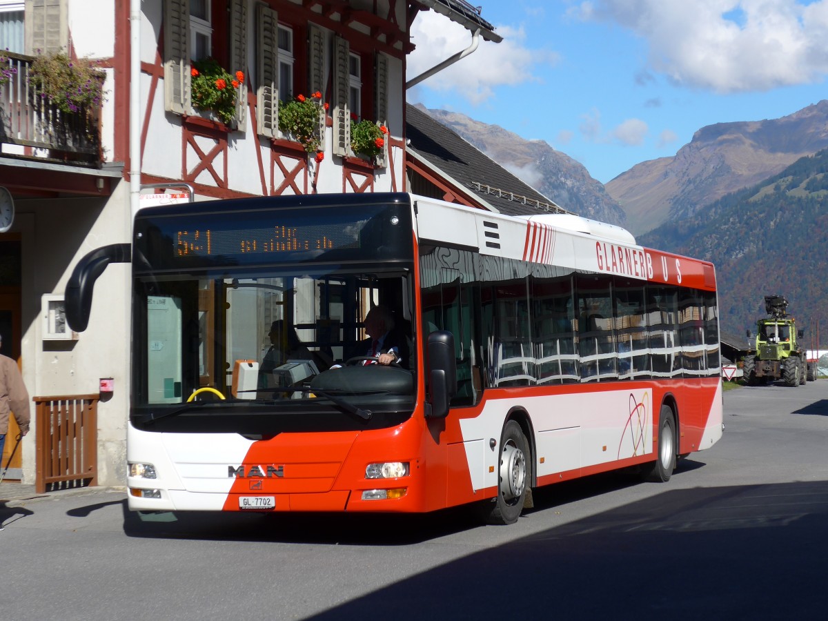 (166'151) - AS Engi - Nr. 2/GL 7702 - MAN (ex WilMobil, Wil Nr. 255; ex Vorfhrfahrzeug) am 10. Oktober 2015 in Elm, Station