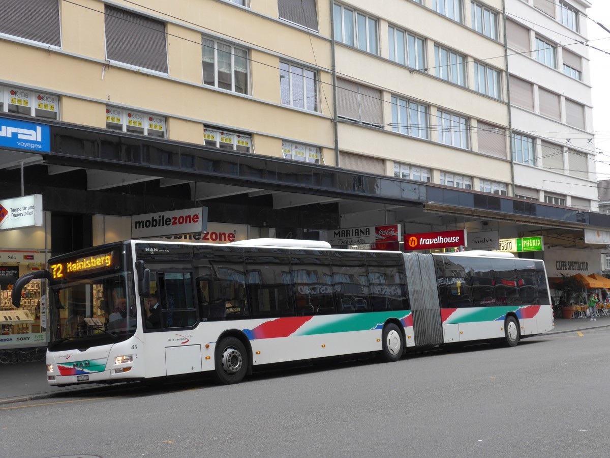 (166'308) - ASm Langenthal - Nr. 45/BE 703'518 - MAN am 24. Oktober 2015 beim Bahnhof Biel