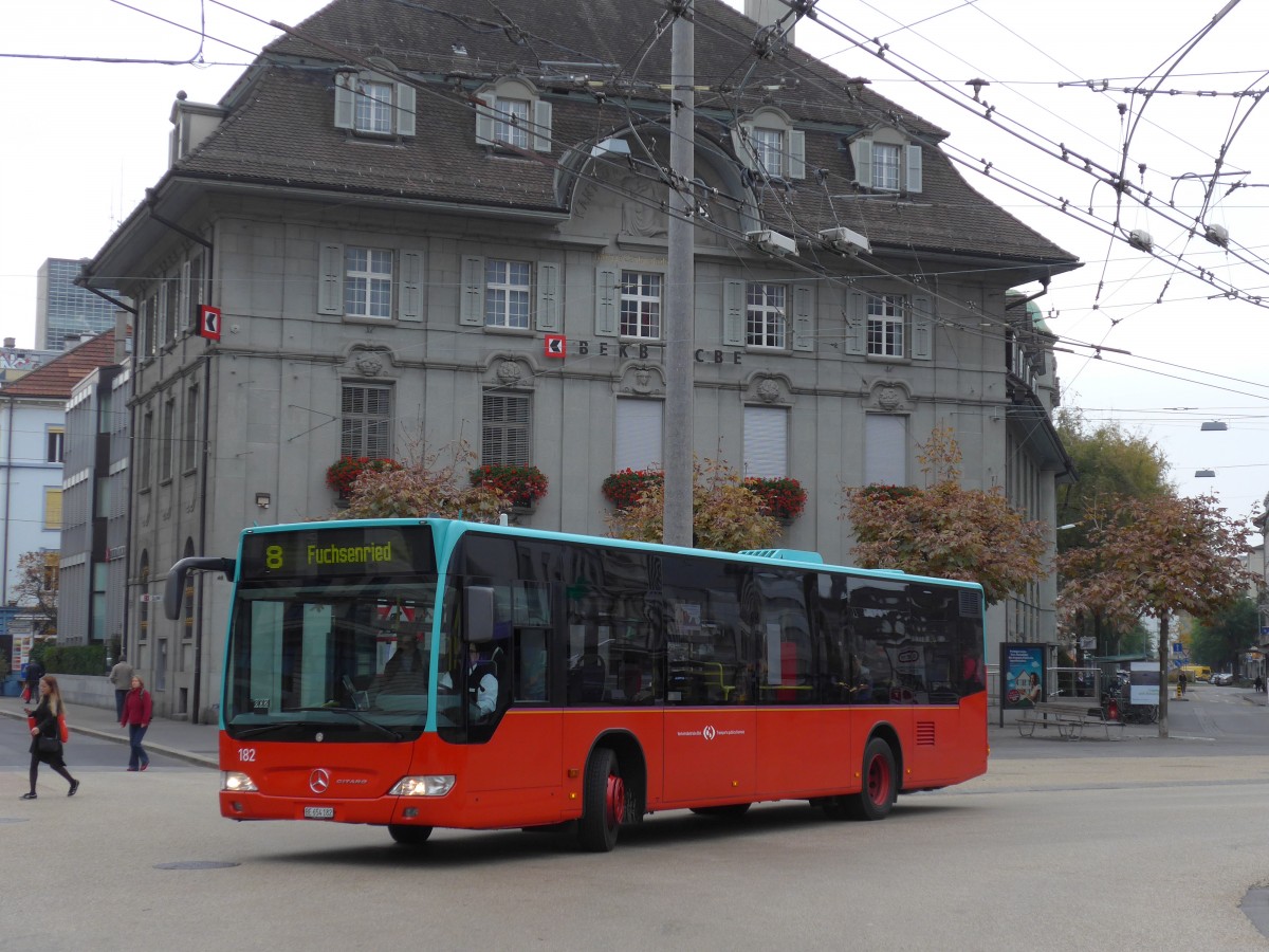 (166'321) - VB Biel - Nr. 182/BE 654'182 - Mercedes am 24. Oktober 2015 in Biel, Zentralplatz