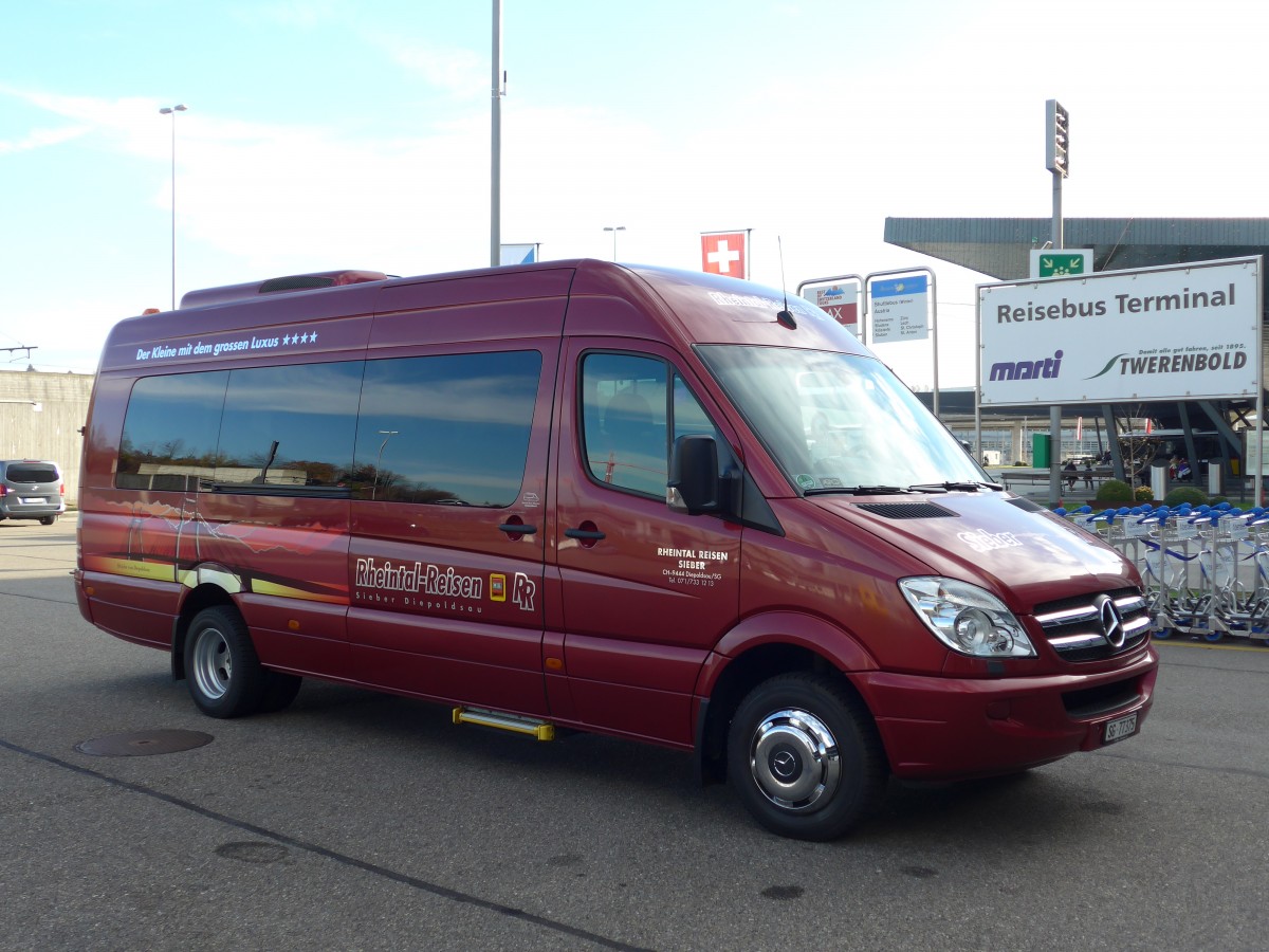 (166'523) - Sieber, Diepoldsau - SG 77'375 - Mercedes am 6. November 2015 in Zrich, Flughafen