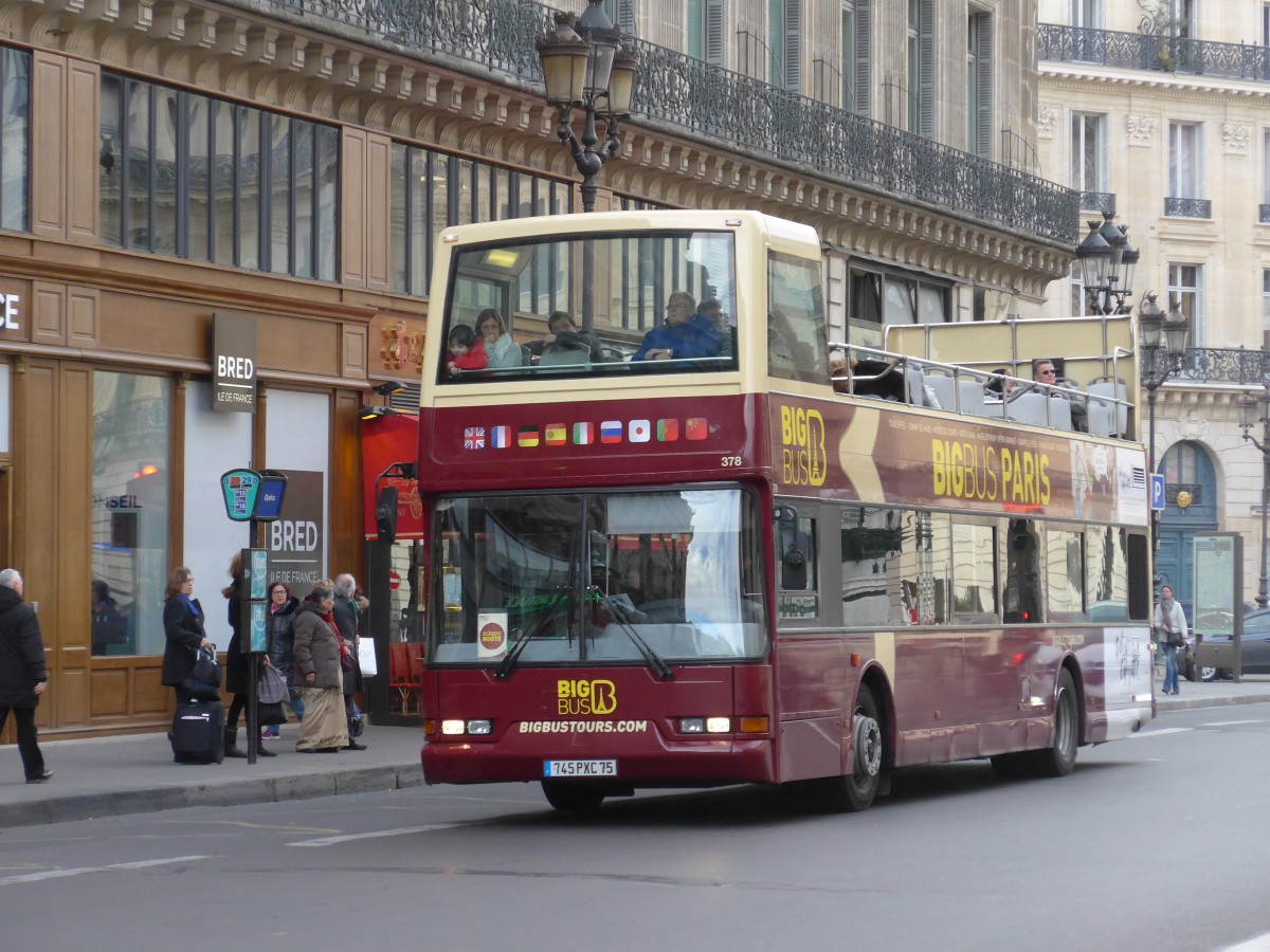 (166'900) - Big Bus, Paris - Nr. 378/745 PKC 75 - Volvo am 16. November 2015 in Paris, Opra