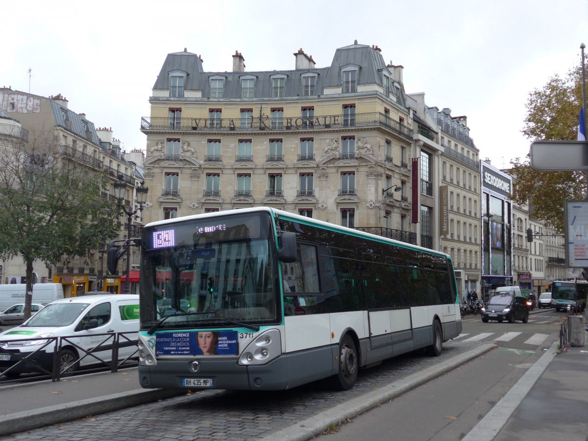 (167'117) - RATP Paris - Nr. 3711/AH 435 MP - Irisbus am 17. November 2015 in Paris, Pigalle