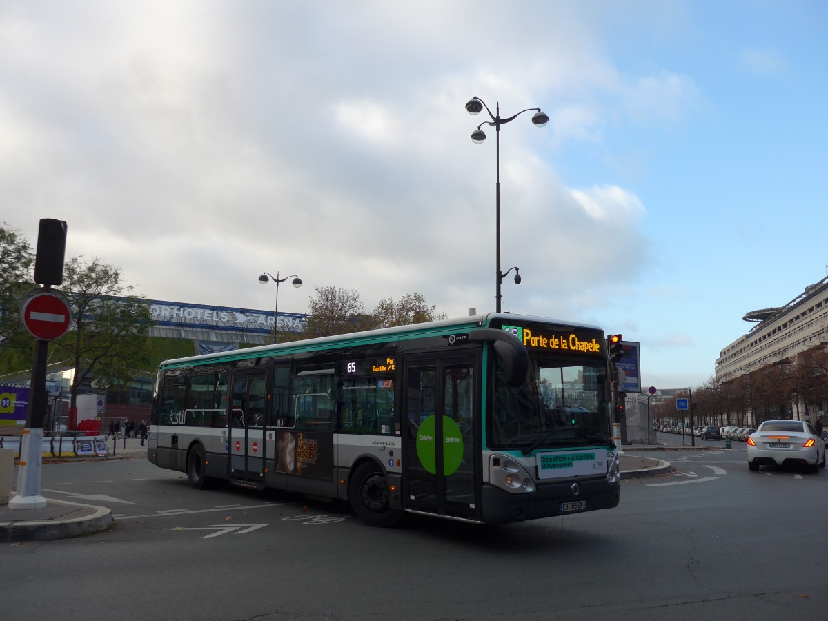 (167'330) - RATP Paris - Nr. 8529/CB 309 GM - Irisbus am 18. November 2015 in Paris, Gare de Bercy