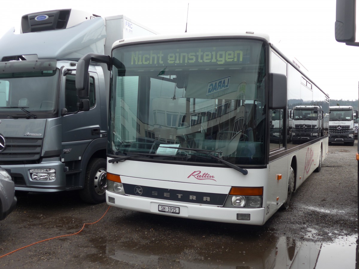 (167'506) - Rattin, Neuhausen - Nr. 15/SH 1915 - Setra am 25. November 2015 in Wil, Larag