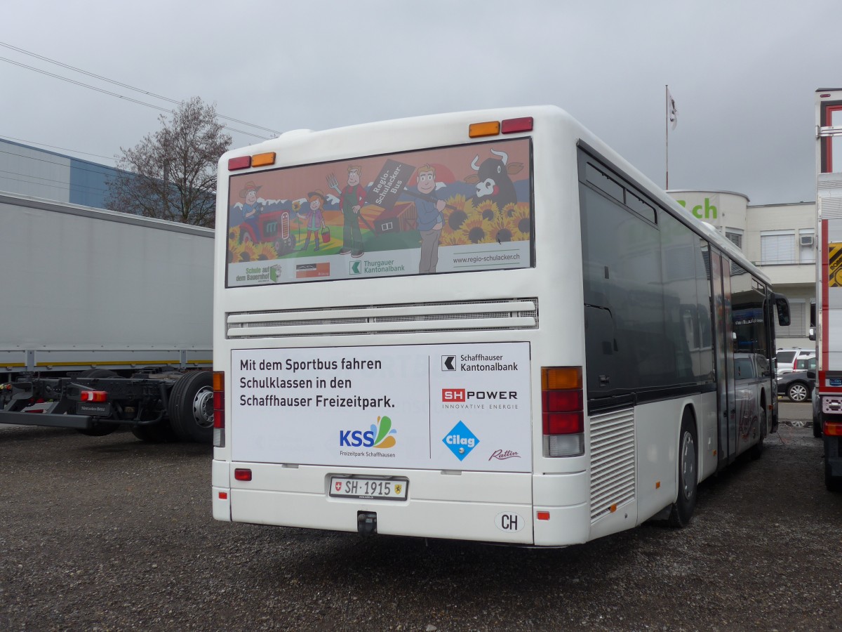 (167'507) - Rattin, Neuhausen - Nr. 15/SH 1915 - Setra am 25. November 2015 in Wil, Larag