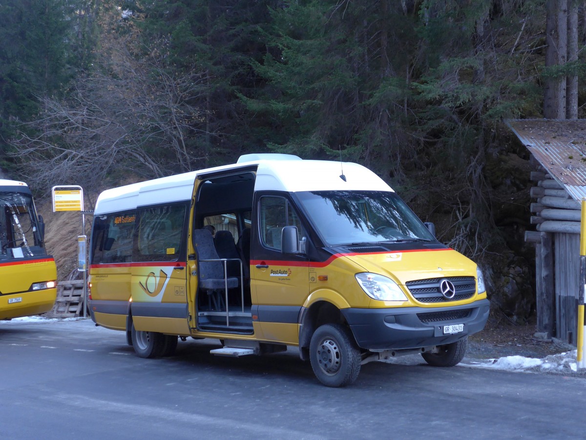 (167'631) - Buchli, Versam - GR 30'431 - Mercedes am 5. Dezember 2015 in Tenna, Abzweigung