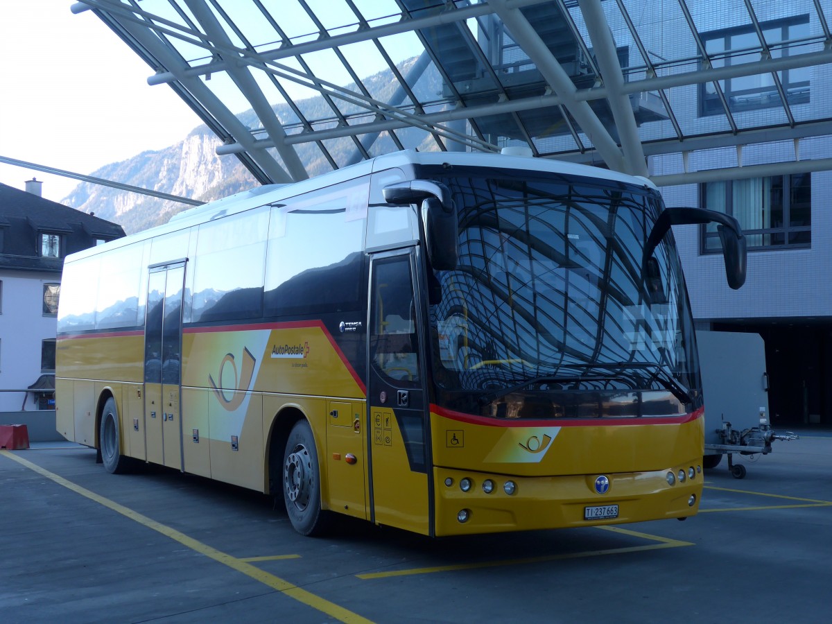 (168'019) - AutoPostale Ticino - TI 237'663 - Temsa am 26. Dezember 2015 in Chur, Postautostation