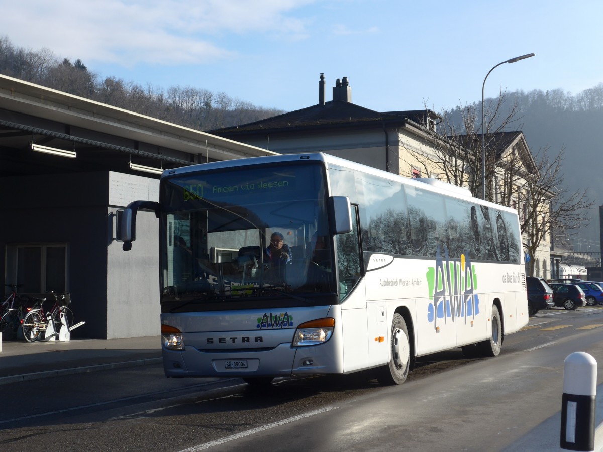 (168'201) - AWA Amden - Nr. 4/SG 39'004 - Setra am 1. Januar 2016 beim Bahnhof Ziegelbrcke