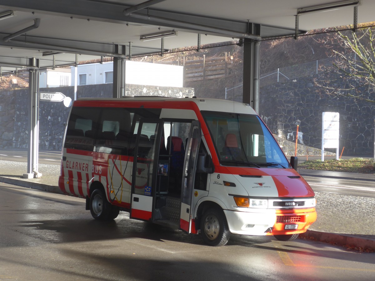 (168'206) - AS Engi - Nr.6/GL 7706 - Iveco am 1. Januar 2016 beim Bahnhof Schwanden