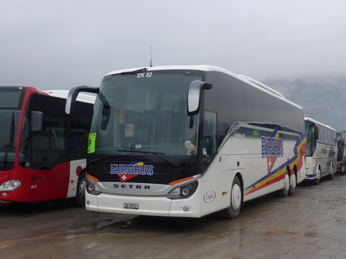 (168'308) - Knecht, Windisch - Nr. 52/AG 8511 - Setra am 9. Januar 2016 in Frutigen, Flugplatz