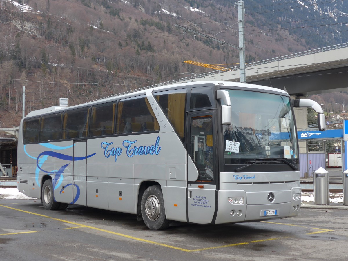 (168'570) - Aus Italien: Top Travel, Basilece - EG-722 DZ - Mercedes am 24. Januar 2016 beim Bahnhof Interlaken Ost