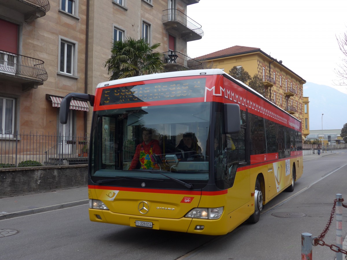 (168'647) - AutoPostale Ticino - TI 228'014 - Mercedes am 6. Februar 2016 in Bellinzona, Fermata provvisoria