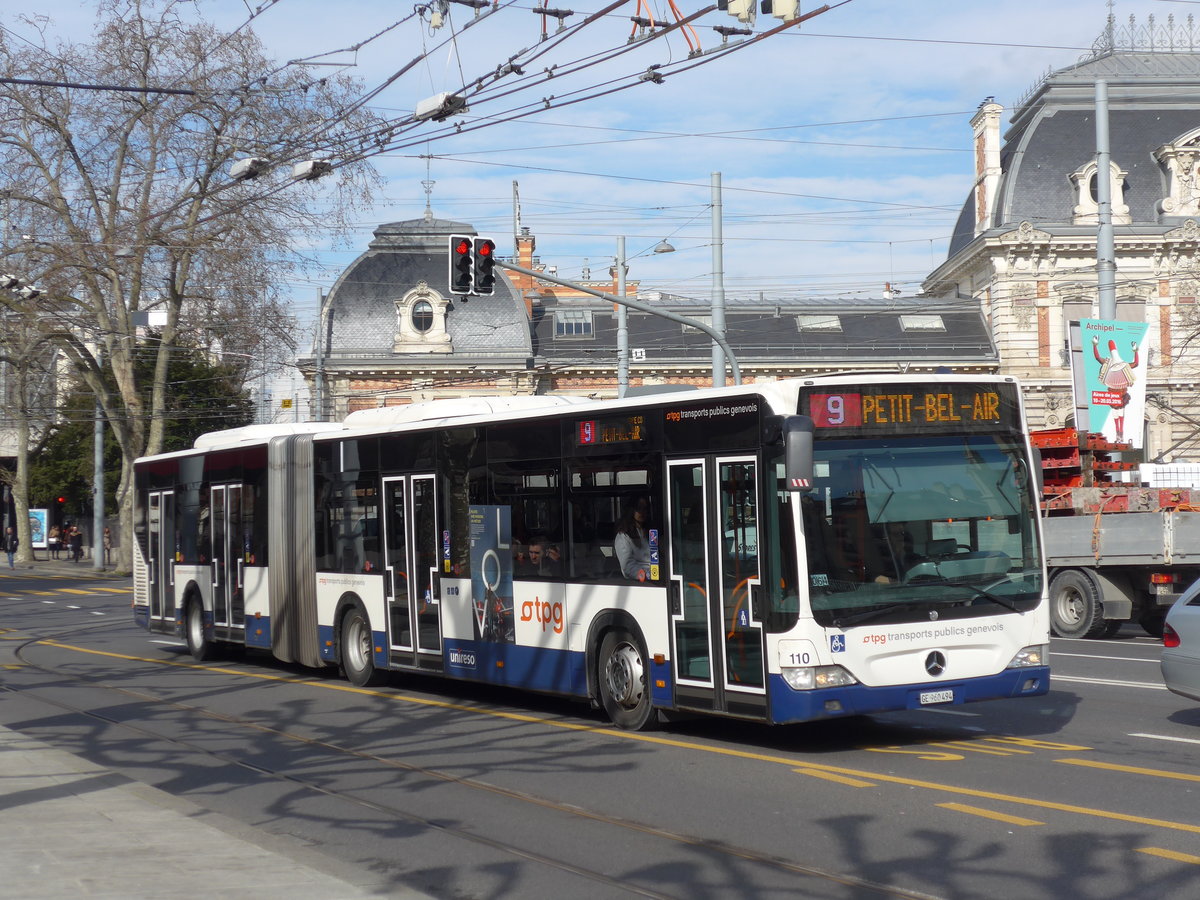 (169'126) - TPG Genve - Nr. 110/GE 960'494 - Mercedes am 7. Mrz 2016 in Genve, Place des Vingt-Deux-Cantons