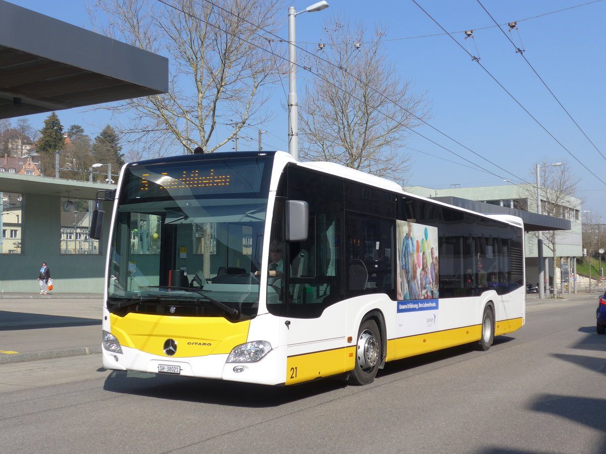 (169'300) - VBSH Schaffhausen - Nr. 21/SH 38'021 - Mercedes am 19. Mrz 2016 beim Bahnhof Schaffhausen