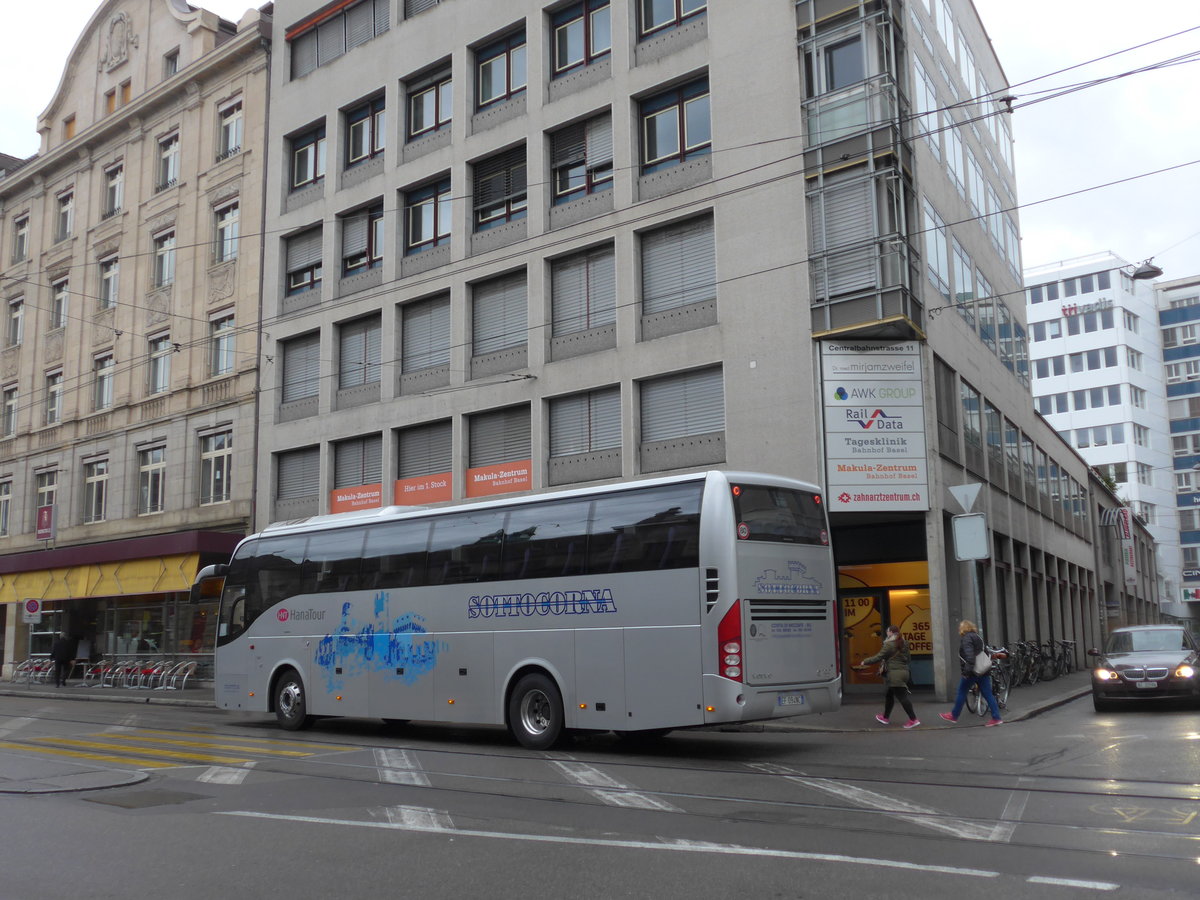 (170'064) - Aus Italien: Sottocorna, Costa di Mezzate - EF-094 NC - Volvo am 16. April 2016 beim Bahnhof Basel