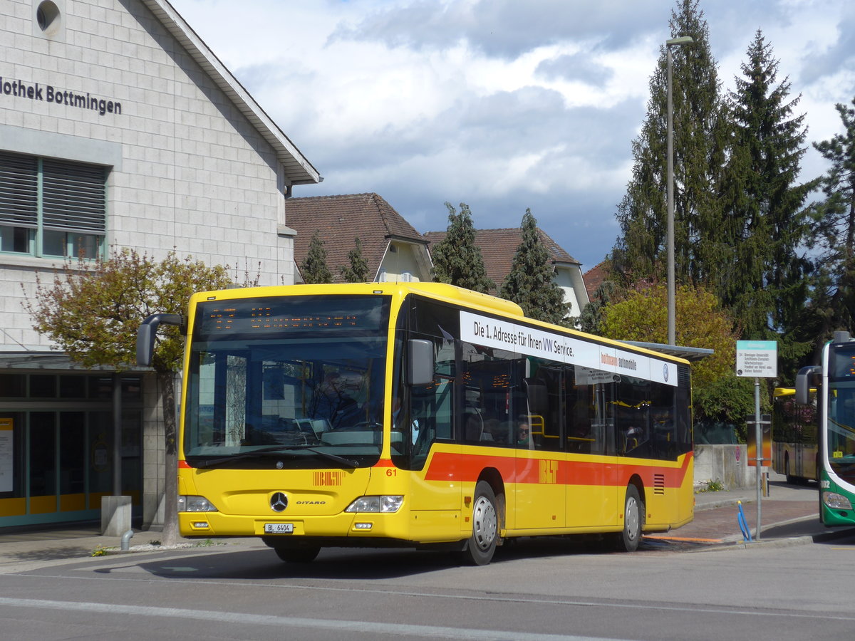 (170'125) - BLT Oberwil - Nr. 61/BL 6404 - Mercedes am 16. April 2016 in Bottmingen, Schloss