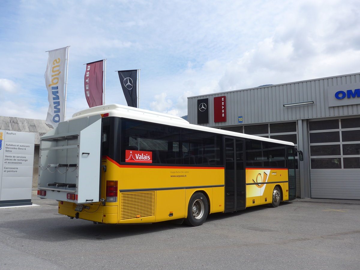 (170'197) - Buchard, Leytron - VS 241'982 - Setra (ex PostAuto Wallis; ex Zimmermann, Visperterminen) am 24. April 2016 in Leytron, Garage