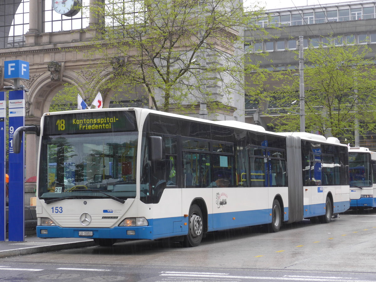 (170'868) - VBL Luzern - Nr. 153/LU 15'053 - Mercedes am 14. Mai 2016 beim Bahnhof Luzern