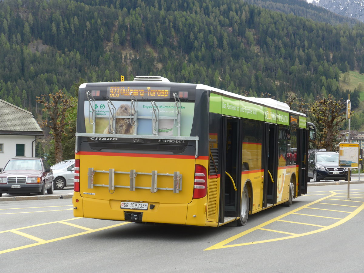 (170'934) - PostAuto Graubnden - GR 159'233 - Mercedes am 16. Mai 2016 beim Bahnhof Scuol-Tarasp