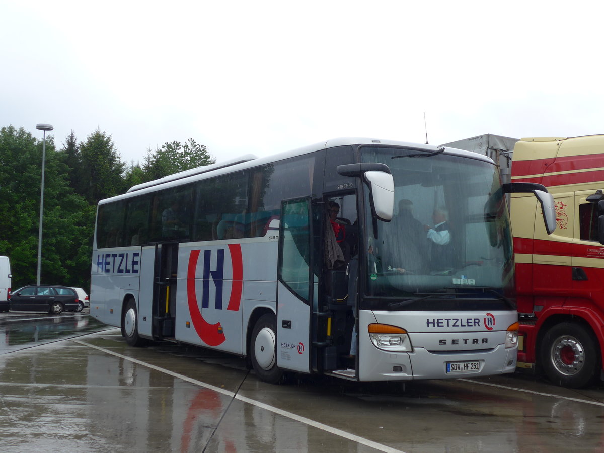 (171'004) - Aus Deutschland: Hetzler, Herxheim - SW-HF 251 - Setra am 19. Mai 2016 in Gunzgen, Raststtte