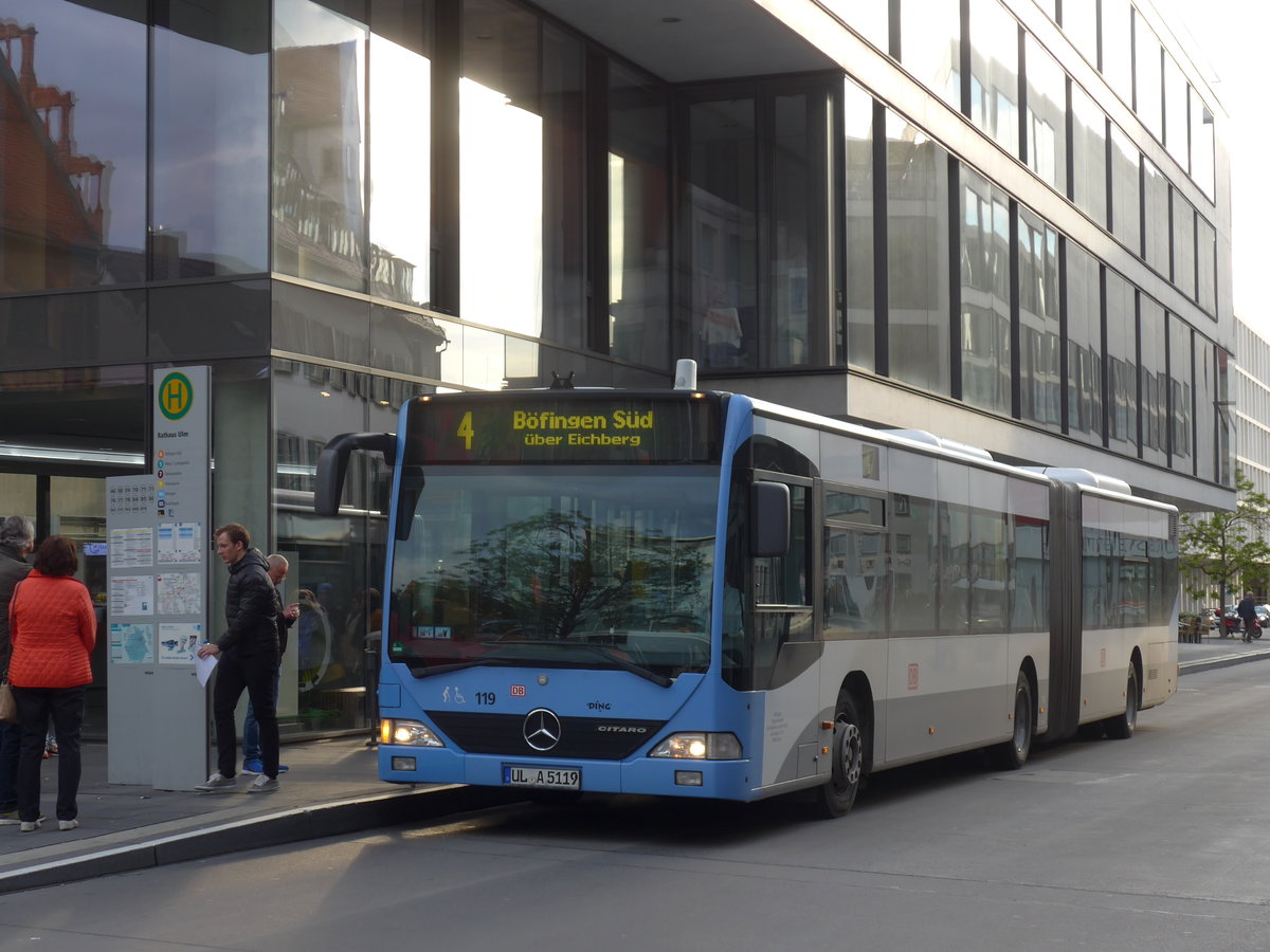 (171'085) - SWU Ulm - Nr. 119/UL-A 5119 - Mercedes am 19. Mai 2016 in Ulm, Rathaus Ulm