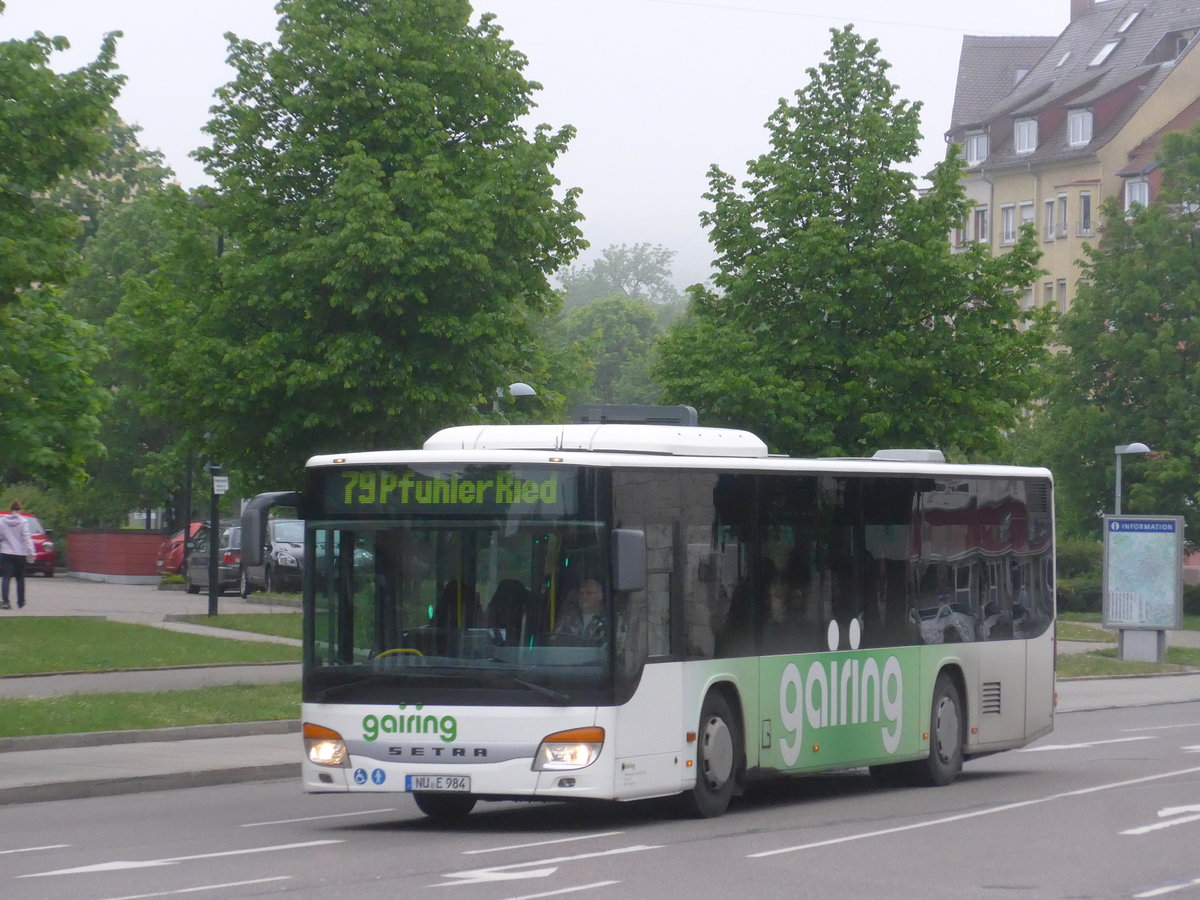 (171'110) - Gairing, Neu-Ulm - NU-E 984 - Setra am 20. Mai 2016 in Ulm, Congress Centrum